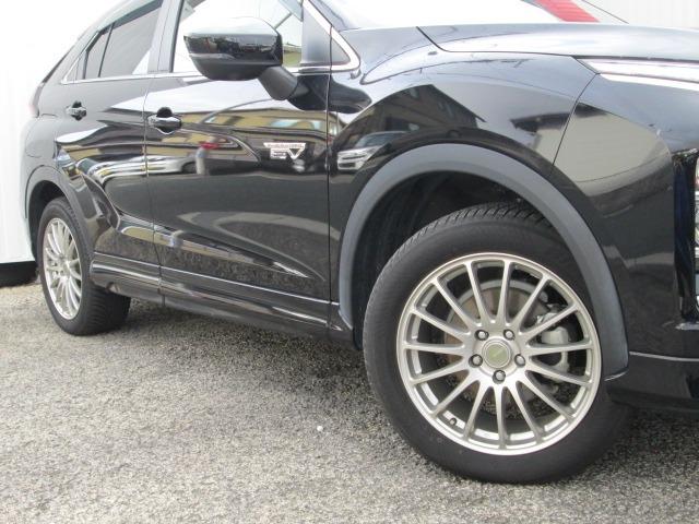 ���D�݂̃f�U�C���̃A���~�z�C�[����A�V�i�^�C���A�X�^�b�h���X�^�C���Ȃǂ���]�̕��͂��m�点�������B�Ԏ�ɍ��킹���T�C�Y�������ׂ��Ă���Ă����Ē����܂��B