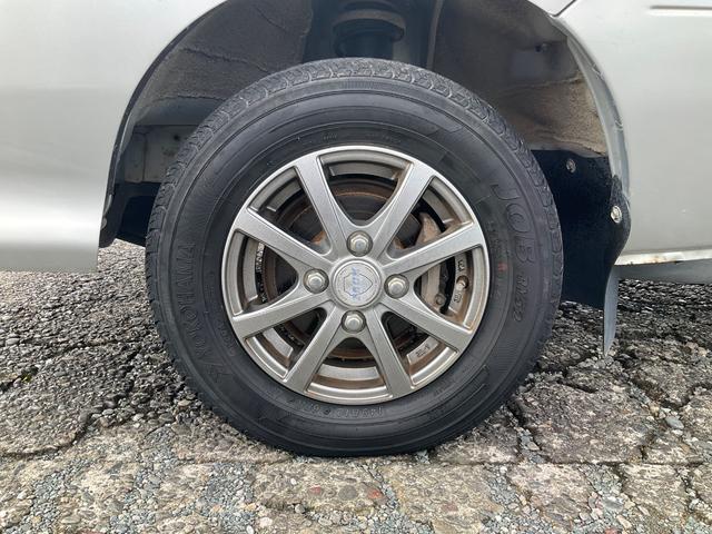 ハイゼットトラック 　エクストラ　４ＷＤ　４輪駆動　５速マニュアル　ＭＴ　ナビ　社外アルミホイール　エアコン　パワーウィンドウ　スーパーデフロック　集中ドアロック　ＥＸＴ　Ｂｌｕｅｔｏｏｔｈ　スペアキー　純正ゴムマット（28枚目）