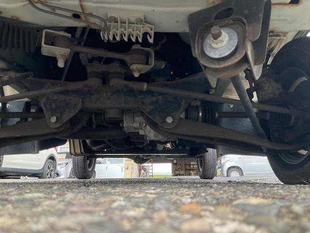 ハイゼットトラック 　エクストラ　４ＷＤ　４輪駆動　５速マニュアル　ＭＴ　ナビ　社外アルミホイール　エアコン　パワーウィンドウ　スーパーデフロック　集中ドアロック　ＥＸＴ　Ｂｌｕｅｔｏｏｔｈ　スペアキー　純正ゴムマット（36枚目）