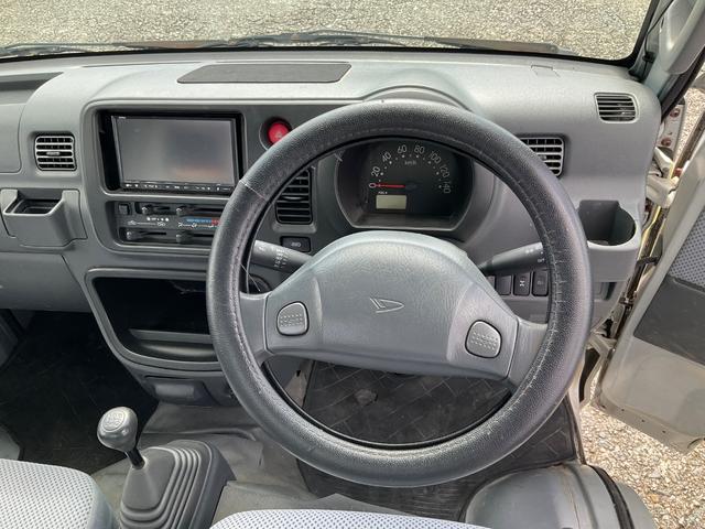 ハイゼットトラック 　エクストラ　４ＷＤ　４輪駆動　５速マニュアル　ＭＴ　ナビ　社外アルミホイール　エアコン　パワーウィンドウ　スーパーデフロック　集中ドアロック　ＥＸＴ　Ｂｌｕｅｔｏｏｔｈ　スペアキー　純正ゴムマット（39枚目）