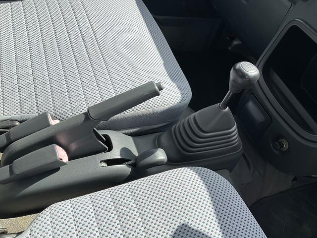 ハイゼットトラック 　エクストラ　４ＷＤ　４輪駆動　５速マニュアル　ＭＴ　ナビ　社外アルミホイール　エアコン　パワーウィンドウ　スーパーデフロック　集中ドアロック　ＥＸＴ　Ｂｌｕｅｔｏｏｔｈ　スペアキー　純正ゴムマット（43枚目）