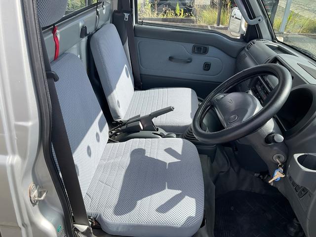 ハイゼットトラック 　エクストラ　４ＷＤ　４輪駆動　５速マニュアル　ＭＴ　ナビ　社外アルミホイール　エアコン　パワーウィンドウ　スーパーデフロック　集中ドアロック　ＥＸＴ　Ｂｌｕｅｔｏｏｔｈ　スペアキー　純正ゴムマット（46枚目）