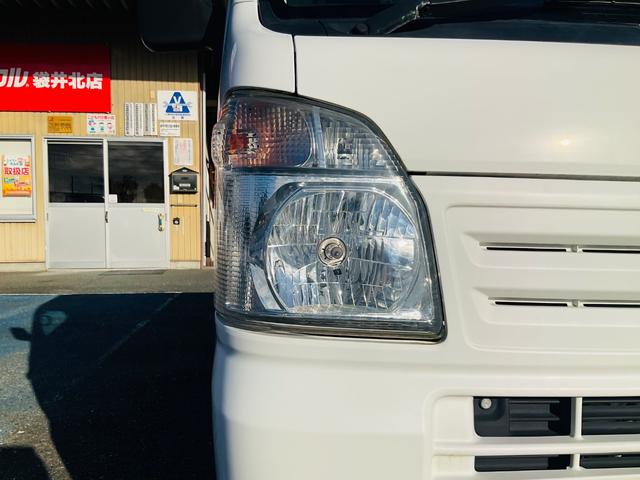 キャリイトラック 　軽トラック　３０，０００キロ！　ミッション　エアコン　運転席エアバッグ　助手席エアバッグ　５速ＭＴ　三方開　整備／点検記録簿あり　禁煙車　車検整備付き　修復歴なし　室内掃除済み　パワステ（29枚目）