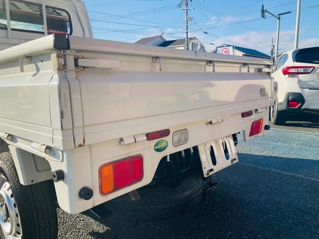 キャリイトラック 　軽トラック　３０，０００キロ！　ミッション　エアコン　運転席エアバッグ　助手席エアバッグ　５速ＭＴ　三方開　整備／点検記録簿あり　禁煙車　車検整備付き　修復歴なし　室内掃除済み　パワステ（32枚目）