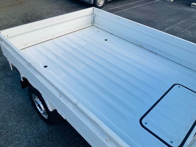 キャリイトラック 　軽トラック　３０，０００キロ！　ミッション　エアコン　運転席エアバッグ　助手席エアバッグ　５速ＭＴ　三方開　整備／点検記録簿あり　禁煙車　車検整備付き　修復歴なし　室内掃除済み　パワステ（38枚目）