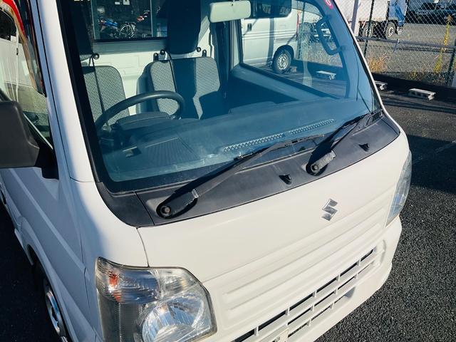 キャリイトラック 　軽トラック　３０，０００キロ！　ミッション　エアコン　運転席エアバッグ　助手席エアバッグ　５速ＭＴ　三方開　整備／点検記録簿あり　禁煙車　車検整備付き　修復歴なし　室内掃除済み　パワステ（41枚目）