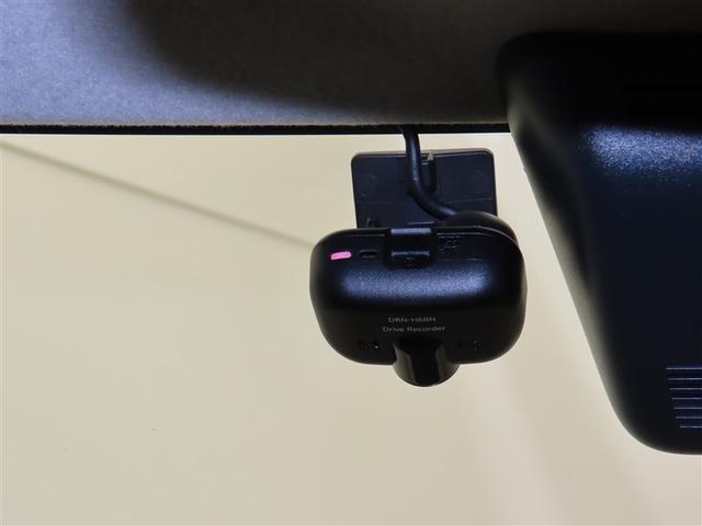 ムーヴキャンバス Ｇメイクアップ　ＳＡＩＩＩ　ＡＵＸ接続　地デジ　衝突軽減ブレーキ　インテリキー　Ｗ電動ドア　ＬＥＤヘッド　盗難防止システム　横滑り防止装置　ＥＴＣ　ナビＴＶ　キーフリーシステム　バックカメラ　アイドリングストップ　オートエアコン（11枚目）