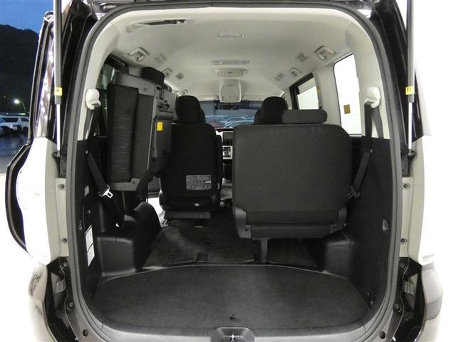 ヴォクシー ZS Wエアバック 地デジTV ドラレコ付き ダブルエアコン キーフリー PS ナビ&TV 運転席エアバッグ 寒冷地仕様 Bモニタ- パワーウィンドウ ウォークスルー ABS アルミホイール ETC車載器(23枚目)