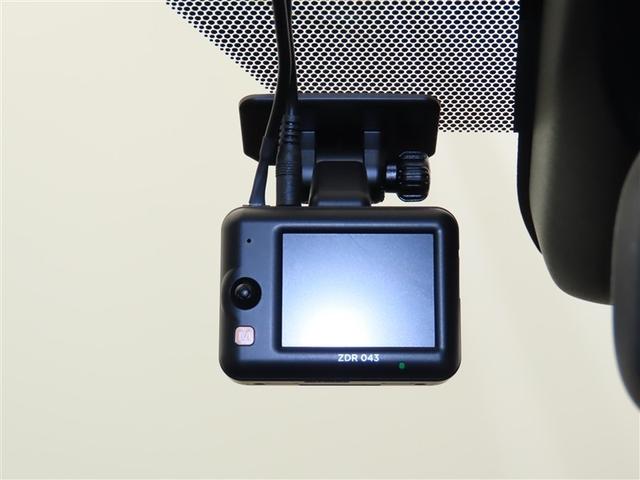 ヤリス ハイブリッドZ TSS キーレス フルセグテレビ オートエアコン バックモニター LEDライト クルコン スマートキー ETC ワンオーナー ドライブレコーダー ESC ミュージックプレイヤー接続可 記録簿(16枚目)