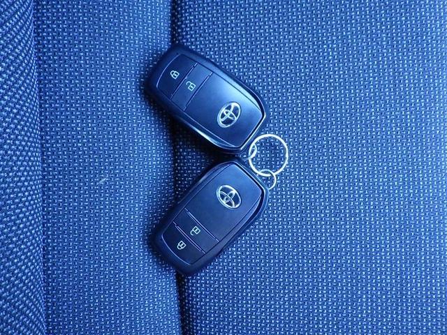 ヤリス ハイブリッドZ TSS キーレス フルセグテレビ オートエアコン バックモニター LEDライト クルコン スマートキー ETC ワンオーナー ドライブレコーダー ESC ミュージックプレイヤー接続可 記録簿(29枚目)