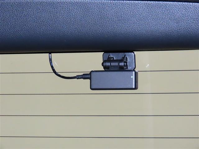 ヴォクシー Ｓ－Ｚ　ＤＶＤ再生機能　スマートキープッシュスタート　両側電動パワースライドドア　パワーウインドウ　１オナ　ＥＴＣ車載器　ＬＥＤライト　デュアルエアコン　アルミホイール　盗難防止装置　記録簿　横滑り防止機能（15枚目）