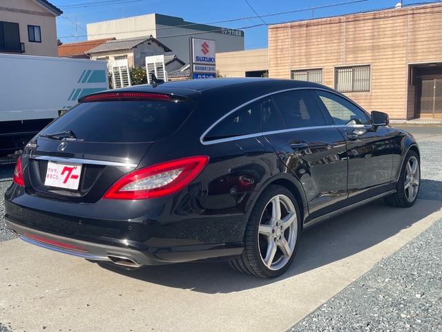 ＣＬＳ３５０シューティングブレークＡＭＧスポツパック　バックカメラ　ナビ　ＴＶ　クリアランスソナー　オートクルーズコントロール　アルミホイール　オートライト　サンルーフ　パワーシート　革シート　スマートキー　電動格納ミラー　シートヒーター　ＡＴ(16枚目)