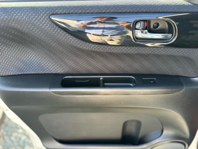 N-BOXカスタム G SSパッケージ ★両側電動スライドドア バックカメラ ETC アイドリングストップ HIDヘッドライト オートライト★オイルエレメントワイパーゴム3本無 料交換 自社保証有(47枚目)