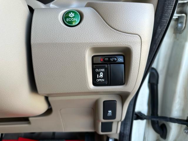 N-BOX G・Lパッケージ ★特典★納車前に新品タイヤ4本無 料交換 新品バッテリー無 料交換★左側電動スライドドア バックカメラ ETC★オイルエレメントワイパーゴム3本無 料交換 自社保証有(60枚目)