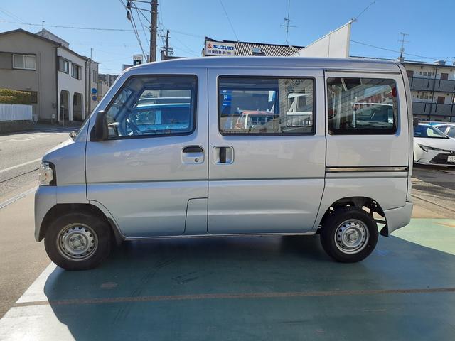 日産 ＮＶ１００クリッパーバン