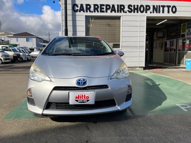 アクア Ｓ　ＥＴＣ　バックカメラ　ＴＶ　スマートキー　電動格納ミラー　ＣＶＴ　衝突安全ボディ　ＡＢＳ　ＥＳＣ　エアコン（8枚目）