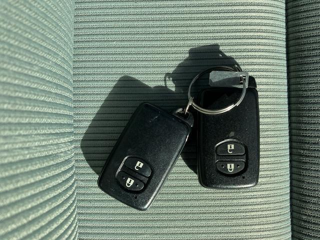 アクア Ｓ　ＥＴＣ　バックカメラ　ＴＶ　スマートキー　電動格納ミラー　ＣＶＴ　衝突安全ボディ　ＡＢＳ　ＥＳＣ　エアコン（18枚目）