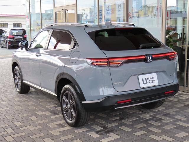 ヴェゼル ｅ：ＨＥＶＸ・ＨｕＮＴパッケージ　１．５ｅ：ＨＥＶＸハントパッケージ当社試乗車　純正用品ナビ　Ｄレコ　Ｒカメ　ＥＴＣ　地デジ　禁煙車　ＬＥＤヘッドライト　オートライト　ＨｏｎｄａＣＯＮＮＥＣＴ　ホンダセンシング　盗難防止システム（3枚目）