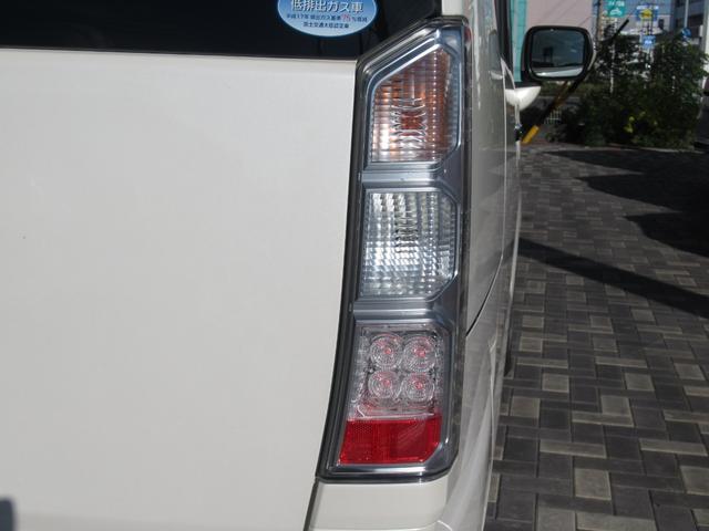 N-BOX GSSパッケージ 禁煙車・ワンオーナー 両側スライド片側電動ドア ダブルエアバック 点検記録簿 イモビ 1オーナー車 1セグTV 前席シートヒーター スマートキー&プッシュスタート ベンチシ-ト ETC付き 横滑防止(10枚目)