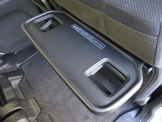 N-BOX GSSパッケージ 禁煙車・ワンオーナー 両側スライド片側電動ドア ダブルエアバック 点検記録簿 イモビ 1オーナー車 1セグTV 前席シートヒーター スマートキー&プッシュスタート ベンチシ-ト ETC付き 横滑防止(32枚目)