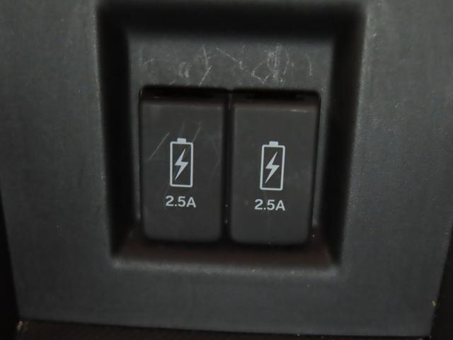 ステップワゴンスパーダ スパーダハイブリッドＧ・ＥＸホンダセンシングブラスタ　ワンオーナー、禁煙車、純正ナビ、マルチビューカメラ、純正アルミ　リアカメラ　ＡＣ　アラウンドビューモニター　１オーナー　セキュリティアラーム　ＣＭＢＳ　ＬＥＤライト　ＡＢＳ　左右電動スライドドア（17枚目）