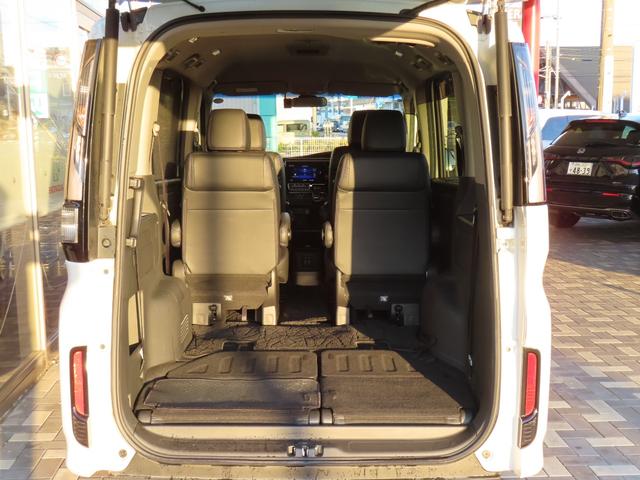 ステップワゴンスパーダ スパーダハイブリッドＧ・ＥＸホンダセンシングブラスタ　ワンオーナー、禁煙車、純正ナビ、マルチビューカメラ、純正アルミ　リアカメラ　ＡＣ　アラウンドビューモニター　１オーナー　セキュリティアラーム　ＣＭＢＳ　ＬＥＤライト　ＡＢＳ　左右電動スライドドア（31枚目）