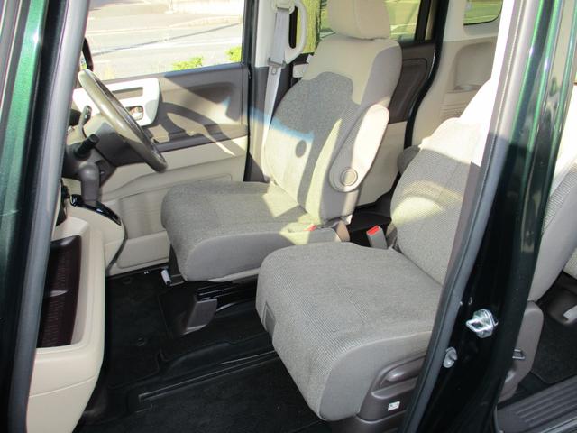N-BOX G・EXホンダセンシング 女性ワンオーナー 禁煙車 1年保証 8インチナビ 両側電動スライドドア ウォークスルー パワーウインドウ 衝突軽減 フルセグTV Bモニ LED エアバッグ キーレススタート ETC スマ-トキ-(10枚目)