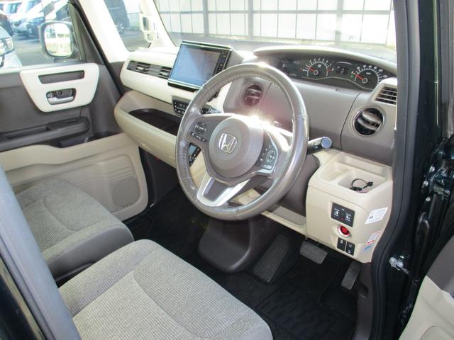 N-BOX G・EXホンダセンシング 女性ワンオーナー 禁煙車 1年保証 8インチナビ 両側電動スライドドア ウォークスルー パワーウインドウ 衝突軽減 フルセグTV Bモニ LED エアバッグ キーレススタート ETC スマ-トキ-(16枚目)