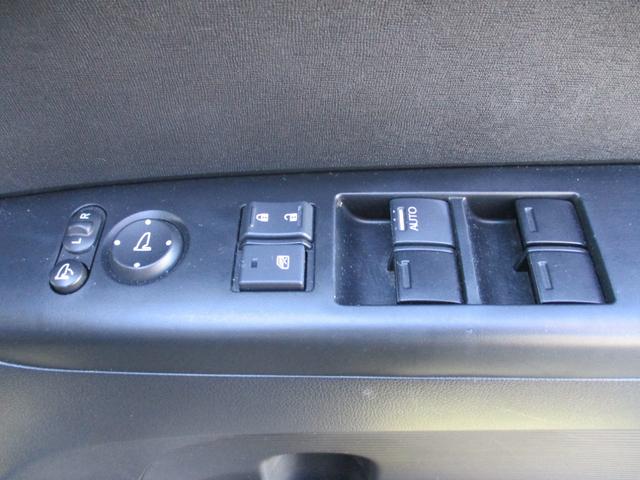 Ｎ－ＢＯＸ Ｇ・ターボＬパッケージ　タ－ボ　リモコンキー　禁煙車両　Ｂカメ　地デジテレビ　ナビＴＶ　記録簿　クルーズコントロール　Ｗエアバック　パワーウィンドウ　ＥＴＣ　サイドエアバック　オートエアコン　ＡＢＳ（15枚目）