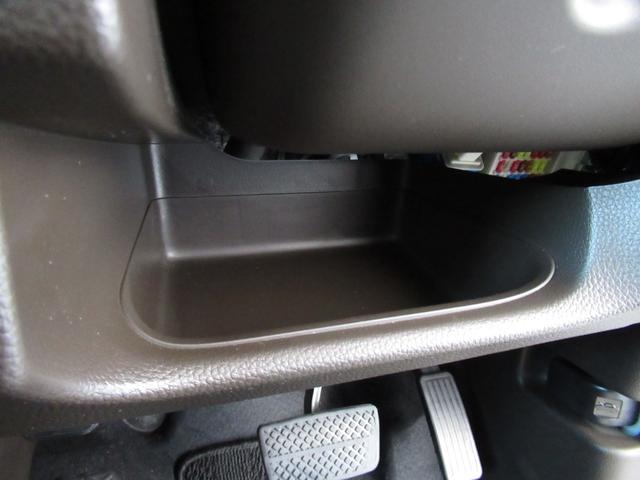 Ｎ－ＢＯＸ Ｇ・Ｌホンダセンシング　Ｓヒータ　Ａストップ　カーテンエアバック　ＥＳＣ　キーフリーシステム　ＬＥＤライト　バックＭ　スマートキー　クルコン　ＥＴＣ　両席エアバック　エアコン　ドライブレコーダー　ＨＤＤナビ　禁煙　１オーナー（39枚目）