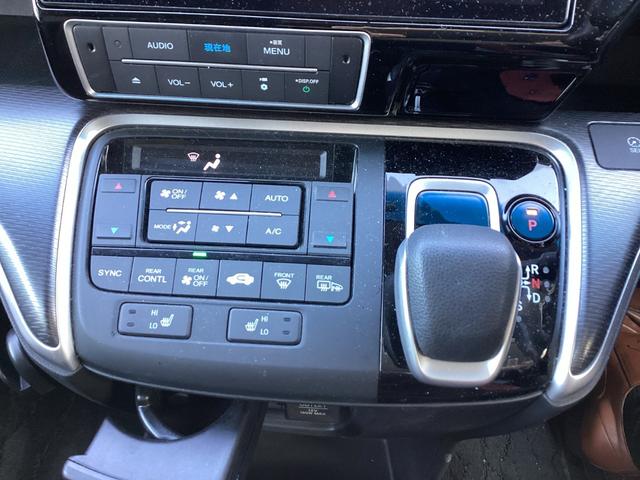 ステップワゴンスパーダ スパーダハイブリッドG・EXホンダセンシングブラスタ ナビETCバックカメラ禁煙車ワンオーナー リアカメラ AC アラウンドビューモニター 1オーナー CMBS LEDライト ABS 左右電動スライドドア DVD サイドエアバッグ スマキー フルセグ(15枚目)