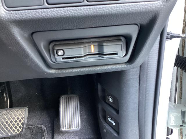 ステップワゴンスパーダ スパーダハイブリッドG・EXホンダセンシングブラスタ ナビETCバックカメラ禁煙車ワンオーナー リアカメラ AC アラウンドビューモニター 1オーナー CMBS LEDライト ABS 左右電動スライドドア DVD サイドエアバッグ スマキー フルセグ(16枚目)