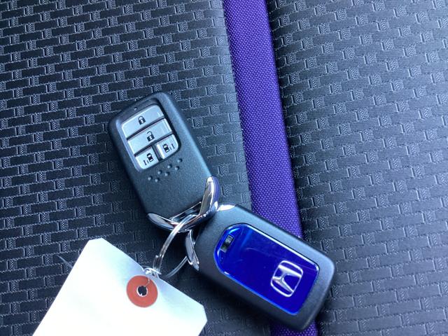 ステップワゴンスパーダ スパーダハイブリッドG・EXホンダセンシングブラスタ ナビETCバックカメラ禁煙車ワンオーナー リアカメラ AC アラウンドビューモニター 1オーナー CMBS LEDライト ABS 左右電動スライドドア DVD サイドエアバッグ スマキー フルセグ(28枚目)