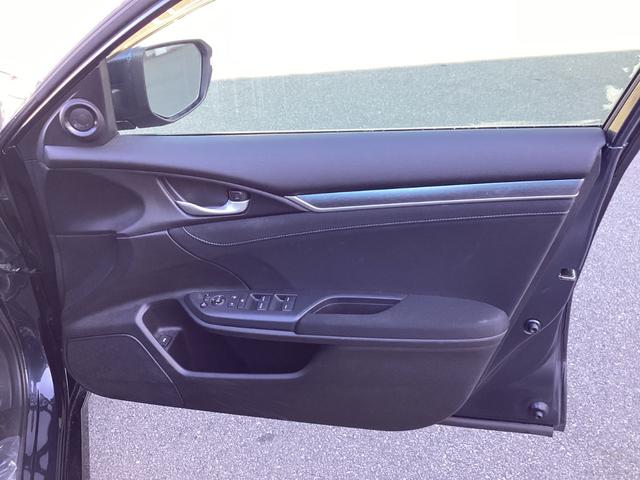 シビック セダン　１年保証距離無制限ＥＴＣワンオーナー禁煙車　サイドエアバッグ　ワンオーナー車　横滑り防止装置　リアカメラ　クルーズコントロール　スマキー　前席シートヒーター　フルオートエアコン　ＡＢＳ　ターボ車（25枚目）