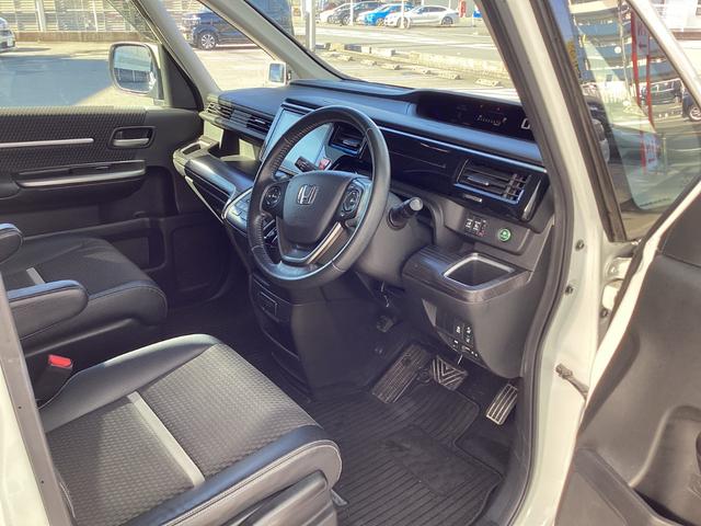 ステップワゴンスパーダ スパーダ・クールスピリットホンダセンシング ナビETCバックカメラ禁煙車ワンオーナー サイドエアバック スマートキ 左右電動スライドドア バックモニタ 地TV ナビ&TV 助手席エアバッグ AAC 横滑り防止機能 ターボ車 シートヒータ ABS(13枚目)