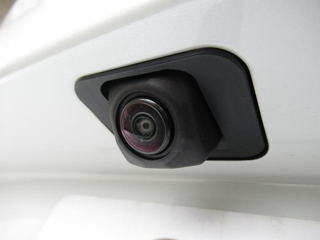 シビック ｅ：ＨＥＶ　ワンオーナー禁煙車純正ナビＢカメラＥＴＣ　オートクルーズコントロール　地デジフルセグ　後カメラ　１オーナー車　パワーステアリング　ＬＥＤライト　パワーウィンドウ　エアコン　キーフリー　ＡＢＳ　ナビＴＶ（15枚目）