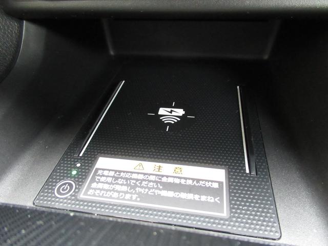 シビック ｅ：ＨＥＶ　ワンオーナー禁煙車純正ナビＢカメラＥＴＣ　オートクルーズコントロール　地デジフルセグ　後カメラ　１オーナー車　パワーステアリング　ＬＥＤライト　パワーウィンドウ　エアコン　キーフリー　ＡＢＳ　ナビＴＶ（31枚目）