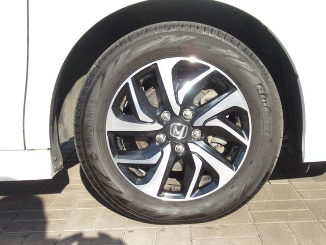 ステップワゴンスパーダ スパーダ　ワンオーナー禁煙車純正ナビバックカメラＥＴＣ　衝突軽減Ｂ　横滑り防止　１オーナ　スマキー　Ｂモニター　キーレス　オートクルーズ　ＬＥＤライト　Ｗエアバッグ　ＰＳ　ＡＢＳ　オートエアコン　タ－ボ（11枚目）