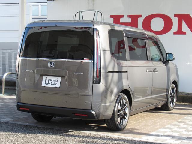 ステップワゴン ｅ：ＨＥＶエアー　ワンオーナー禁煙車純正ナビバックカメラＥＴＣ　前後誤発進抑制　パワーステアリング　両側Ｐスライドドア　助手席エアバッグ　１オ－ナ－　ＵＳＢ接続　サイドカーテンエアバック　ＬＥＤヘッドランプ　クルコン（8枚目）