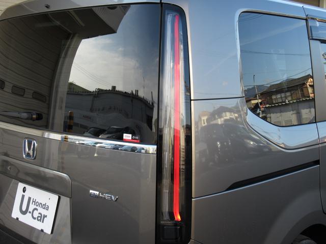 ステップワゴン ｅ：ＨＥＶエアー　ワンオーナー禁煙車純正ナビバックカメラＥＴＣ　前後誤発進抑制　パワーステアリング　両側Ｐスライドドア　助手席エアバッグ　１オ－ナ－　ＵＳＢ接続　サイドカーテンエアバック　ＬＥＤヘッドランプ　クルコン（16枚目）