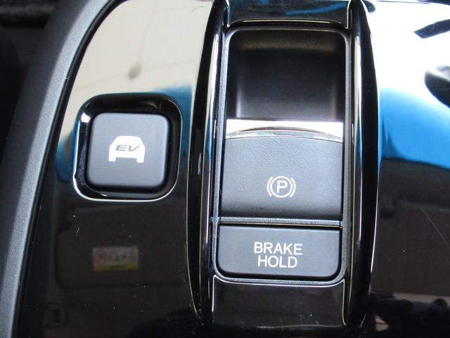 ステップワゴンスパーダ ｅ：ＨＥＶスパーダＧホンダセンシング　ワンオーナー禁煙車純正ナビバックカメラＥＴＣ　サイドエアバック　Ｂカメ　ＬＥＤランプ　ワンオーナー車　ＵＳＢ　スマ－トキ－　オートクルーズコントロール　キーレス　ナビ＆ＴＶ　３列シート　ウォークスルー（40枚目）