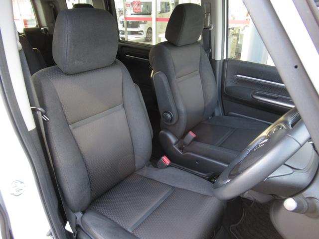 ステップワゴンスパーダ ｅ：ＨＥＶスパーダＧホンダセンシング　ワンオーナー禁煙車純正ナビバックカメラＥＴＣ　サイドエアバック　Ｂカメ　ＬＥＤランプ　ワンオーナー車　ＵＳＢ　スマ－トキ－　オートクルーズコントロール　キーレス　ナビ＆ＴＶ　３列シート　ウォークスルー（47枚目）