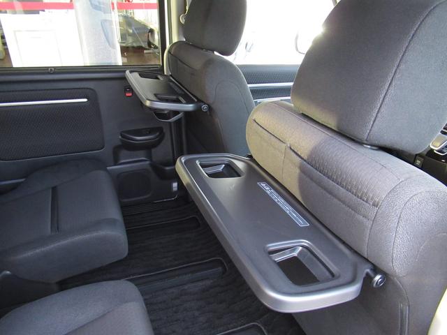 ステップワゴンスパーダ ｅ：ＨＥＶスパーダＧホンダセンシング　ワンオーナー禁煙車純正ナビバックカメラＥＴＣ　サイドエアバック　Ｂカメ　ＬＥＤランプ　ワンオーナー車　ＵＳＢ　スマ－トキ－　オートクルーズコントロール　キーレス　ナビ＆ＴＶ　３列シート　ウォークスルー（52枚目）