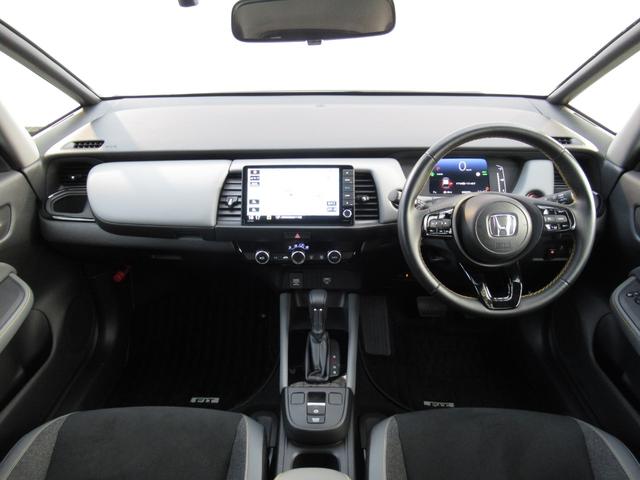 フィット e:HEVRS ワンオーナー禁煙車純正ナビバックカメラETC オートクルーズ ナビTV 横滑り防止機能 1オナ カーテンエアバック USBポート エアバック オートエアコン スマートキ パワーステアリング ABS(16枚目)