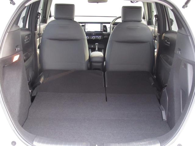 フィット e:HEVRS ワンオーナー禁煙車純正ナビバックカメラETC オートクルーズ ナビTV 横滑り防止機能 1オナ カーテンエアバック USBポート エアバック オートエアコン スマートキ パワーステアリング ABS(48枚目)