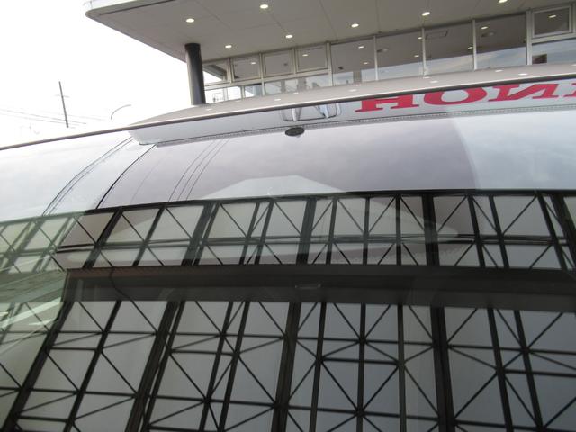 フィット e:HEVRS ワンオーナー禁煙車純正ナビバックカメラETC オートクルーズ ナビTV 横滑り防止機能 1オナ カーテンエアバック USBポート エアバック オートエアコン スマートキ パワーステアリング ABS(60枚目)