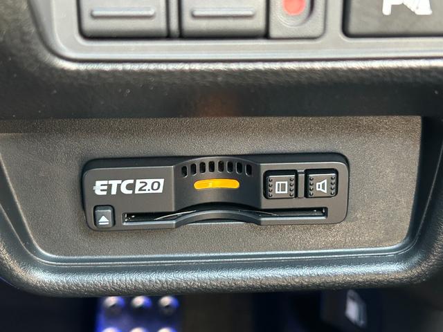 オデッセイハイブリッド ｅ：ＨＥＶアブソルート・ＥＸ　ワンオーナー禁煙車純正ナビバックカメラＥＴＣ　マルチカメラ　地デジフルセグ　Ｂカメラ　シートヒータ　サイドエアバッグ　Ｗパワスラ　横滑り防止　ナビＴＶ　ＵＳＢ　ＰＳ　キーレス　エアコン　スマートキ（34枚目）