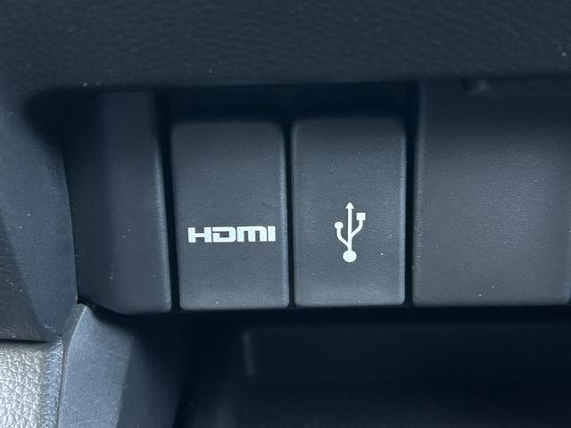 オデッセイハイブリッド ｅ：ＨＥＶアブソルート・ＥＸ　ワンオーナー禁煙車純正ナビバックカメラＥＴＣ　マルチカメラ　地デジフルセグ　Ｂカメラ　シートヒータ　サイドエアバッグ　Ｗパワスラ　横滑り防止　ナビＴＶ　ＵＳＢ　ＰＳ　キーレス　エアコン　スマートキ（37枚目）