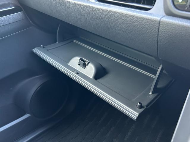 Ｎ－ＯＮＥ プレミアムツアラー　ワンオーナー禁煙車純正ナビバックカメラＥＴＣ　スマキー　リヤカメラ　横滑り防止　ＵＳＢポート　ＥＴＣ車載器　サイドＳＲＳ　パワーウィンドウ　シートヒータ　クルーズコントロール　ＬＥＤ　パワステ　ＡＢＳ（42枚目）