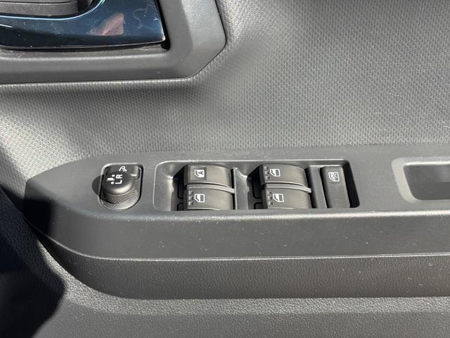 ミライース X リミテッドSAIII LEDヘッドライト 衝突被害軽減システム デジタルメーター アイドリングストップ キーレスタイプ 電動ドアミラー パワーウインドウ キーレスエントリー(21枚目)